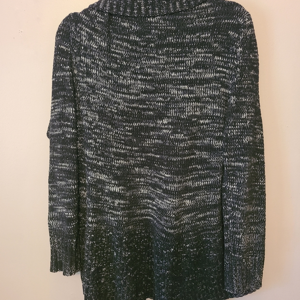 Cardigan sweater - Picture 3 of 3